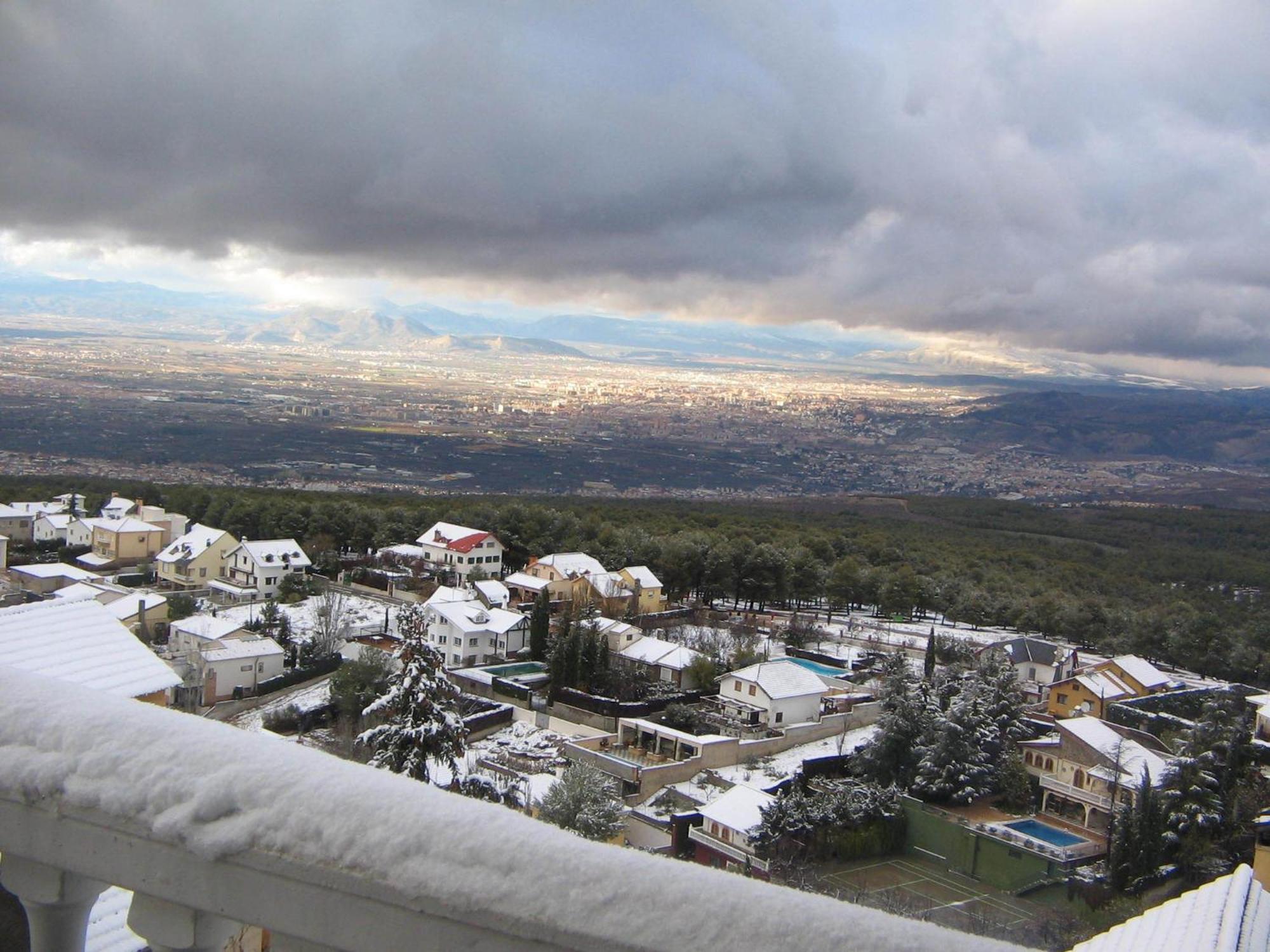 Hotel El Balcon De Las Nieves La Zubia  Extérieur photo